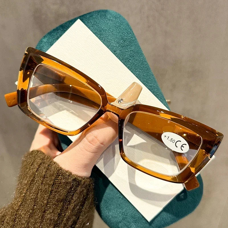 Fashionable Small Square-framed Reading Glasses for Women and Men