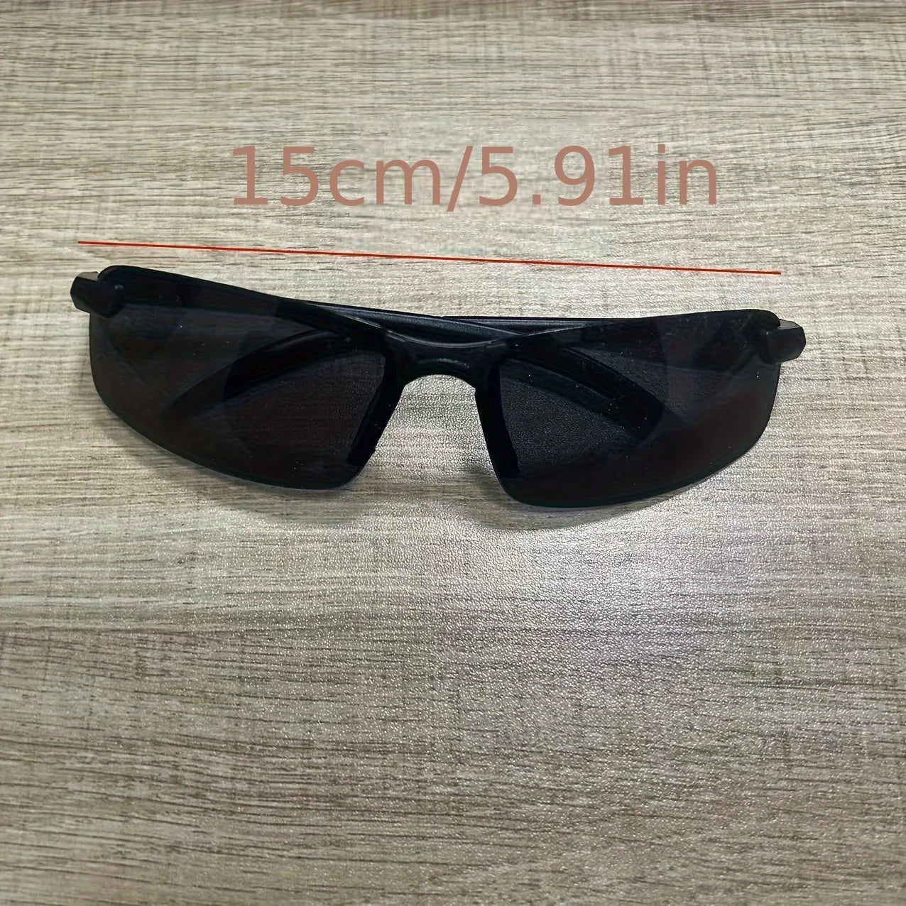 Polarized fashion glasses with daytime and nighttime visual function