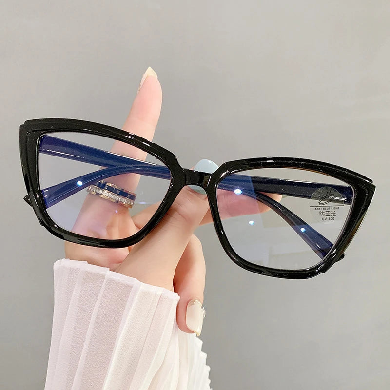Women Glasses Anti Blue Light Glasses Oversized Vintage Glasses Computer Eyewear Full Frame Transparent Eye Protection Eyewear