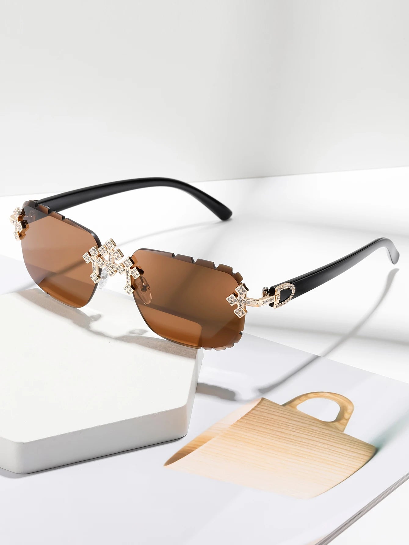 New Frameless Fashion Glasses for Men and Women, High-Definition Lenses with Textured Rhinestone Inlays, Trendy Frame Design, Suitable for Daily Casual Wear, Perfect Gift Choice