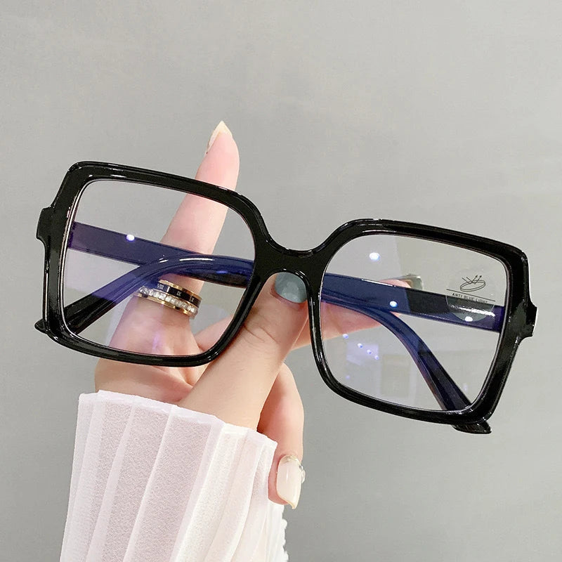 Women Glasses Anti Blue Light Glasses Oversized Vintage Glasses Computer Eyewear Full Frame Transparent Eye Protection Eyewear