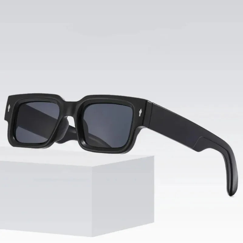Retro Men Square Sunglasses Vintage Luxury Rivet Designer Sun Glasses