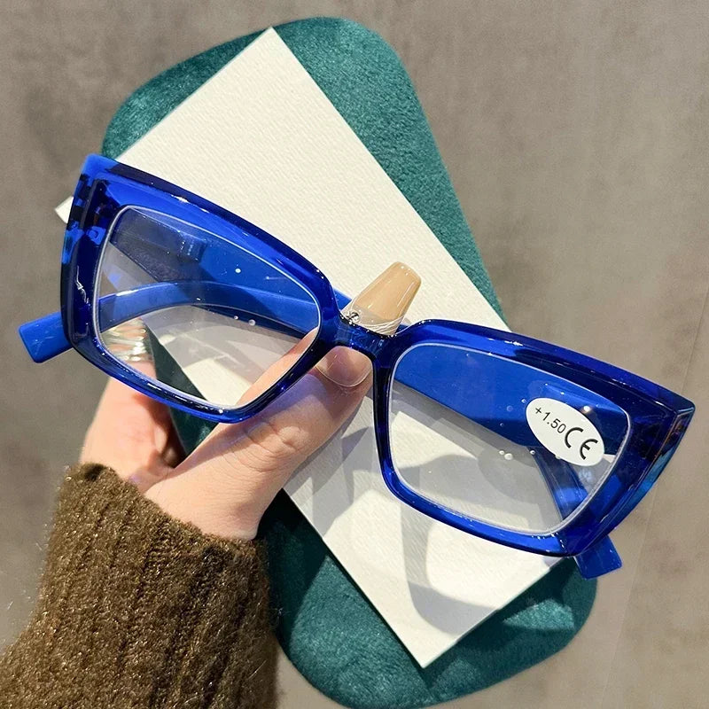 Fashionable Small Square-framed Reading Glasses for Women and Men