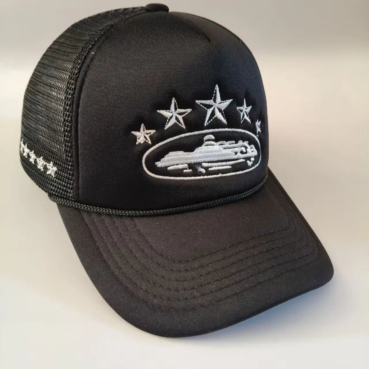 Fashionable and simple star-embroidered sponge baseball caps, men's and women's